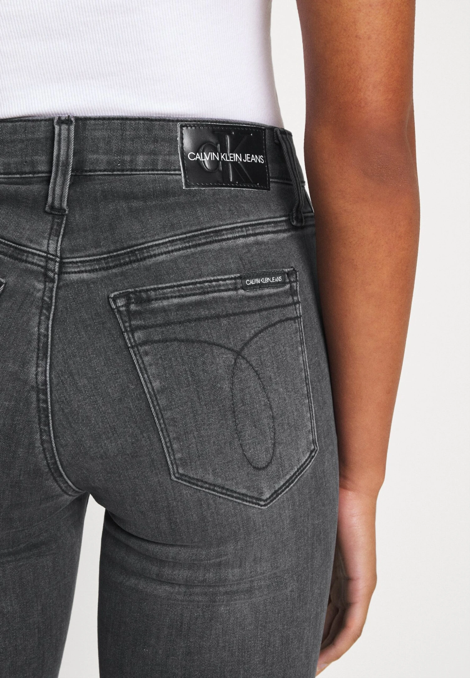 Calvin Klein Jeans High Rise Skinny - Vaqueros Pitillo - Grey - Imagen 7