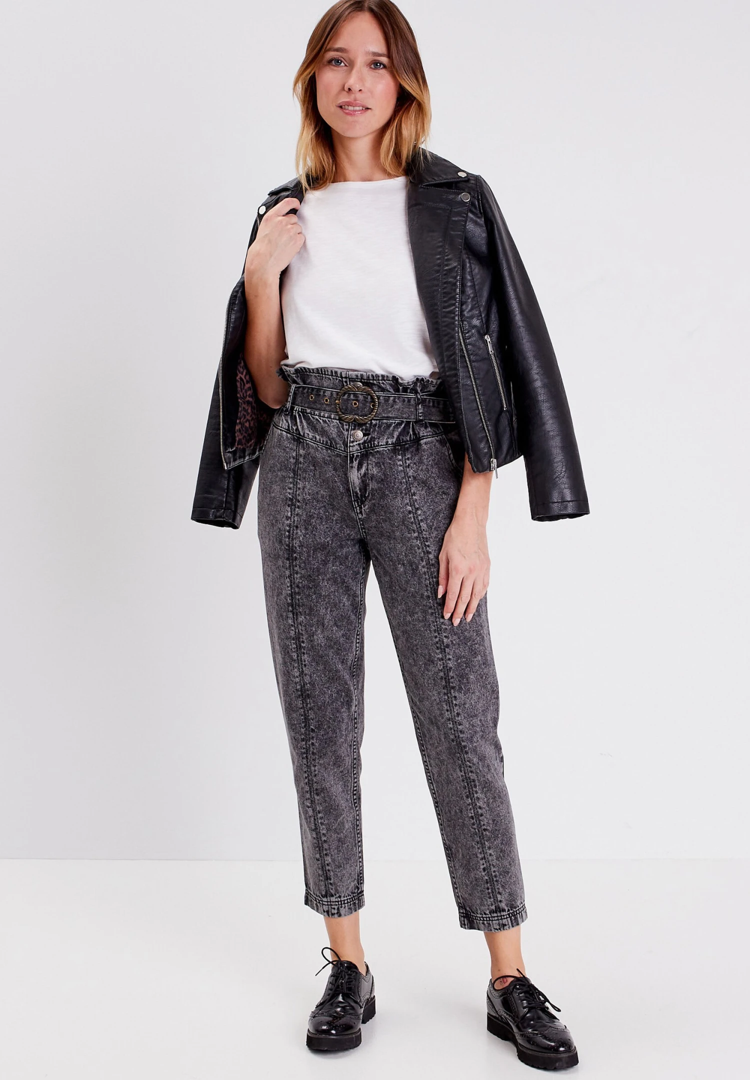 Slouchy Mit Gürtel - Vaqueros Boyfriend - Denim Snow Noir - Imagen 2