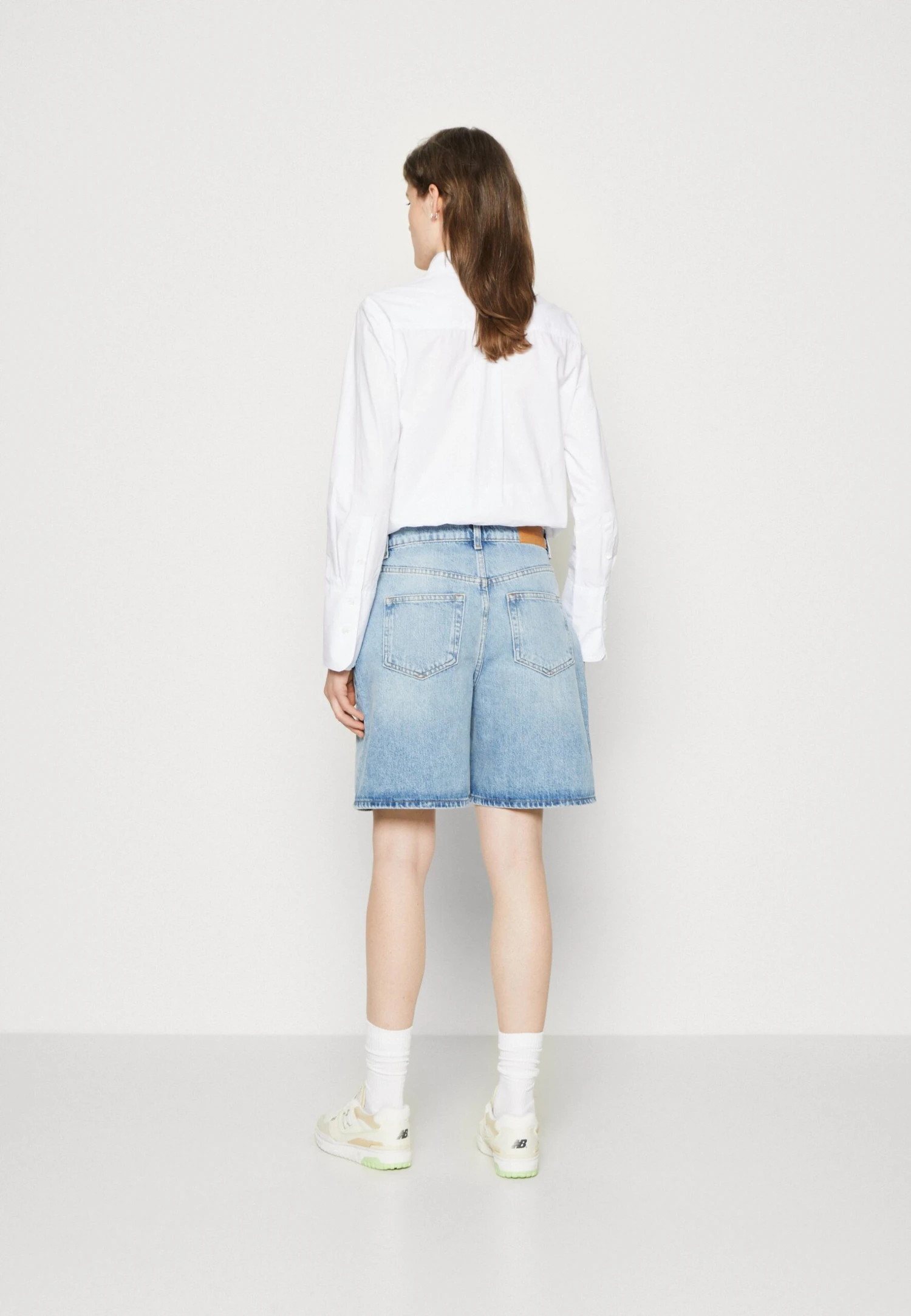 SAMSØE SAMSØE Shelly- Shorts Vaqueros - Light Heritage - Imagen 3