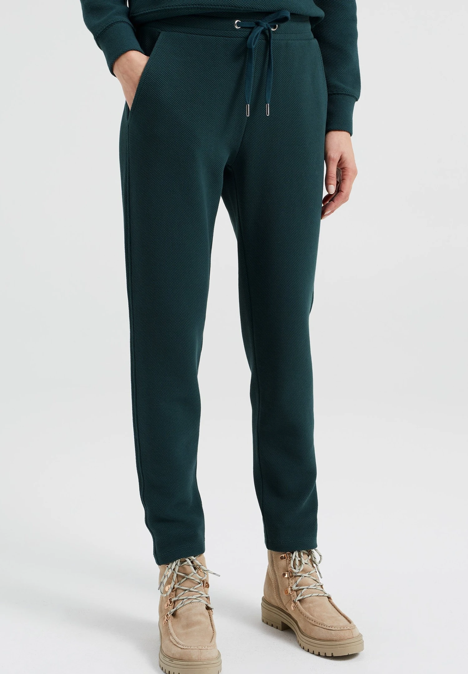 WE FASHION Slim Fit - Pantalones Deportivos - Green