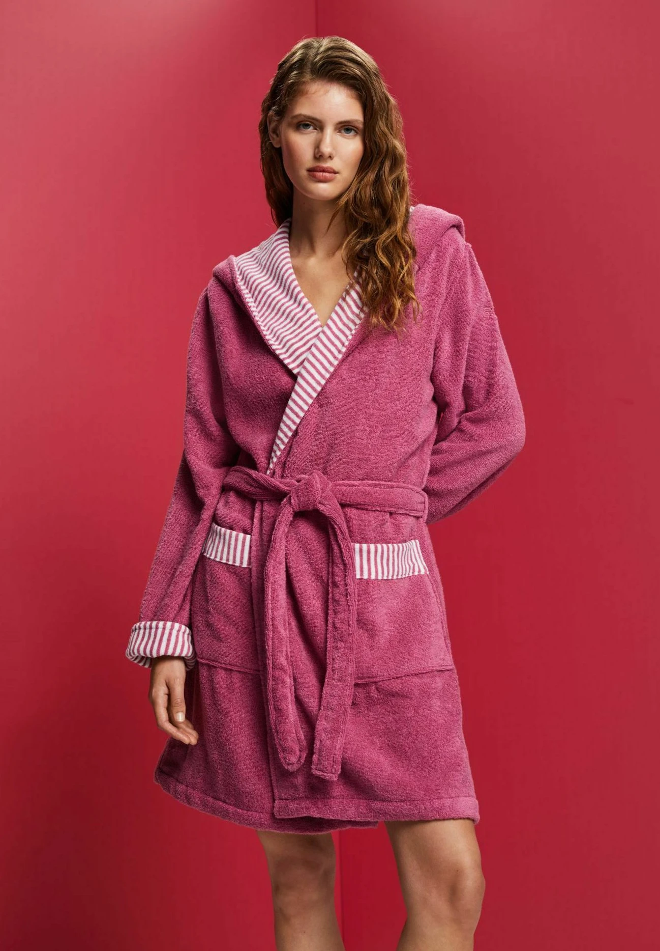 ESPRIT Mit Streifen - Albornoz - Blackberry - Imagen 2