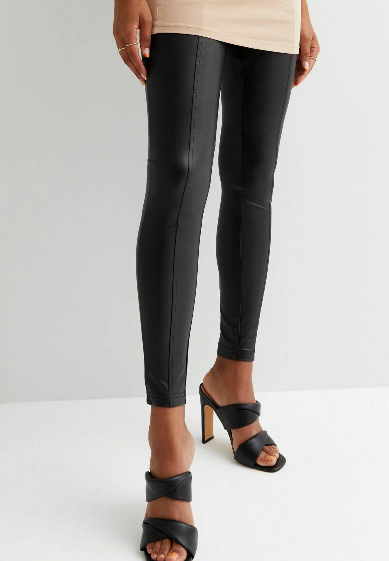Look Over - Leggings - Black