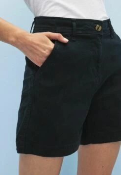 Next Standard - Shorts - Black
