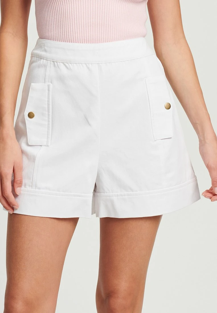 Calli Ash - Shorts - White