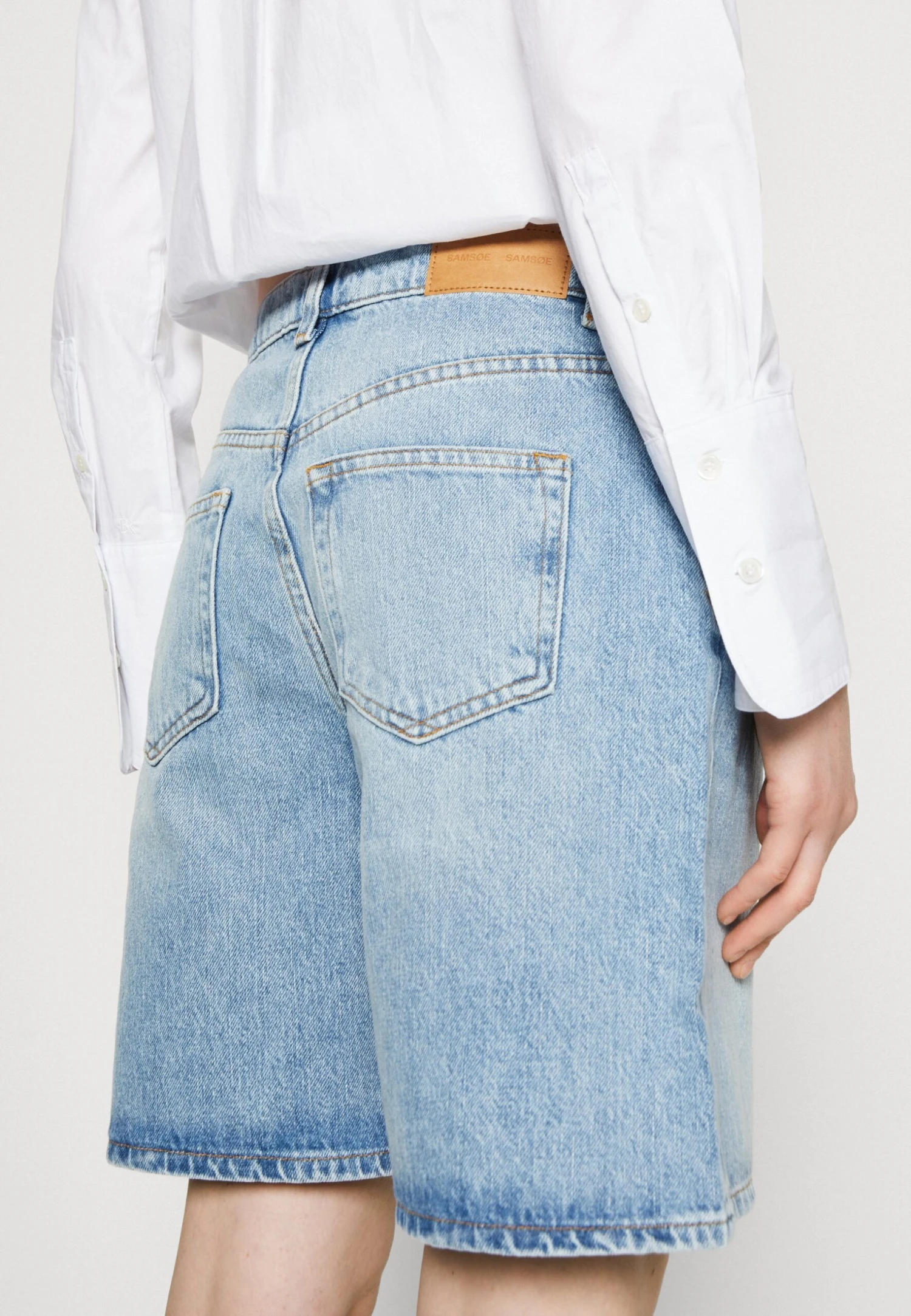 SAMSØE SAMSØE Shelly- Shorts Vaqueros - Light Heritage - Imagen 4