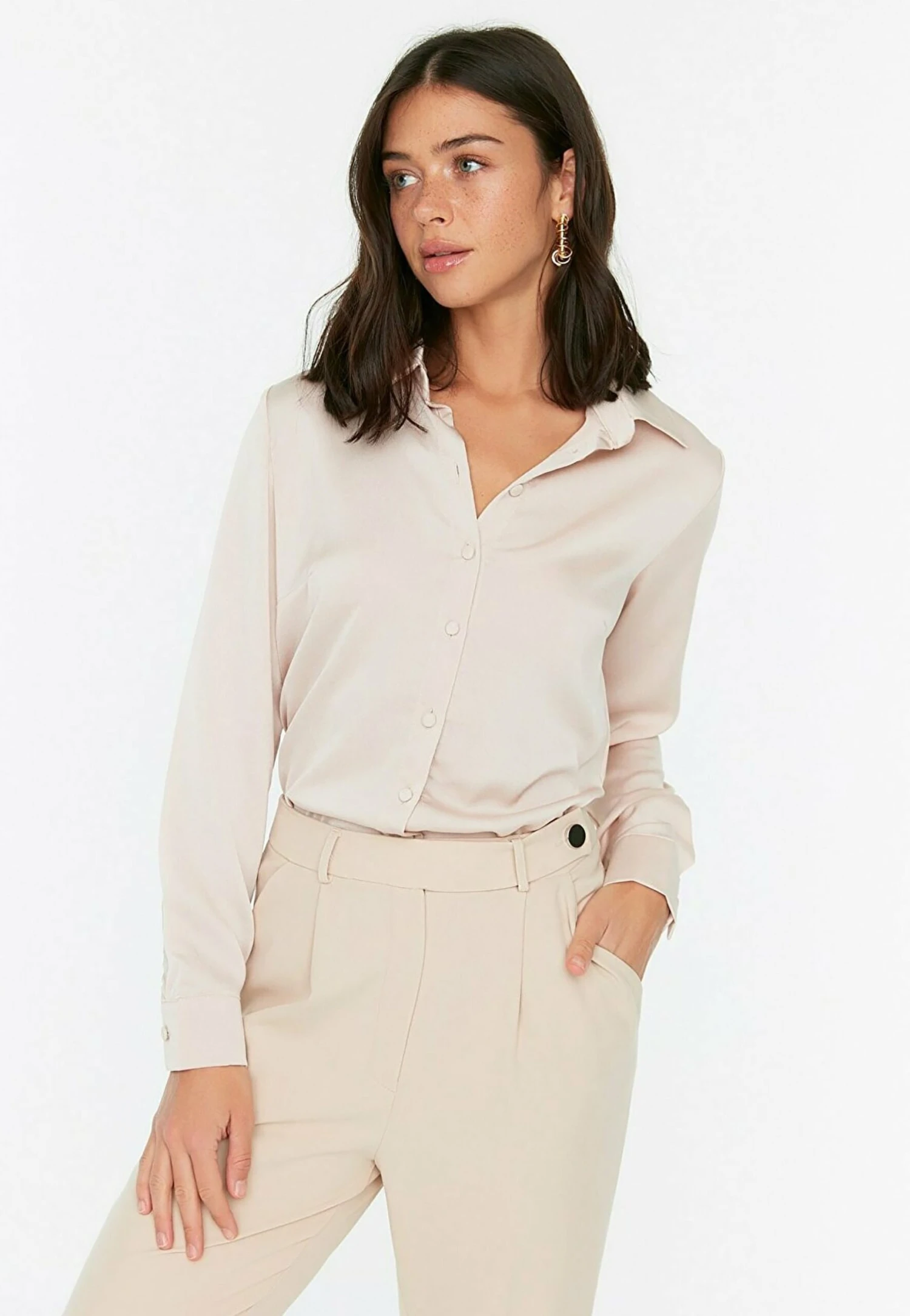 Trendyol Camisa - Beige