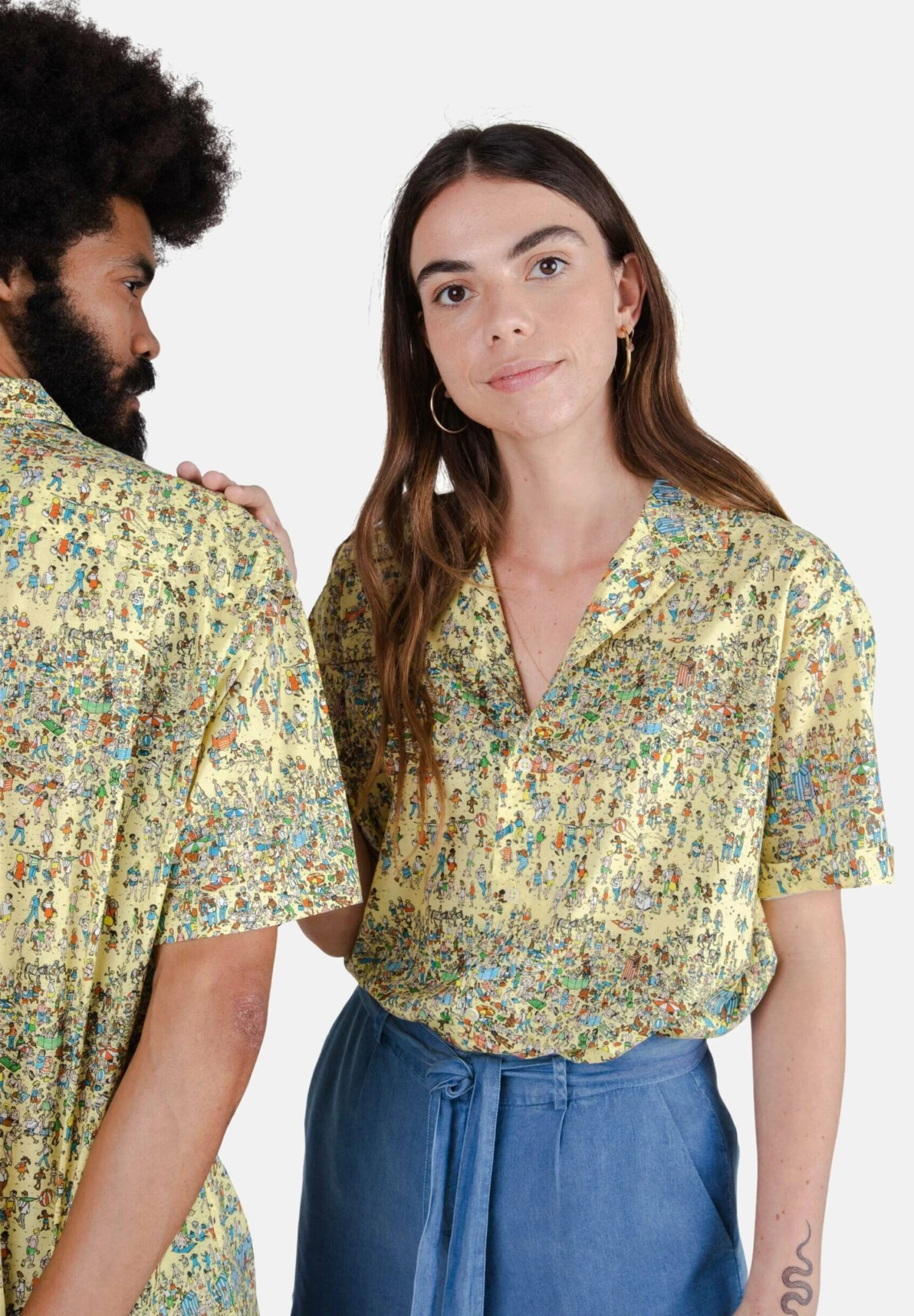 Brava Fabrics Camisa Aloha Where Is Wally On The Beach - Camisa - Yellow - Imagen 5