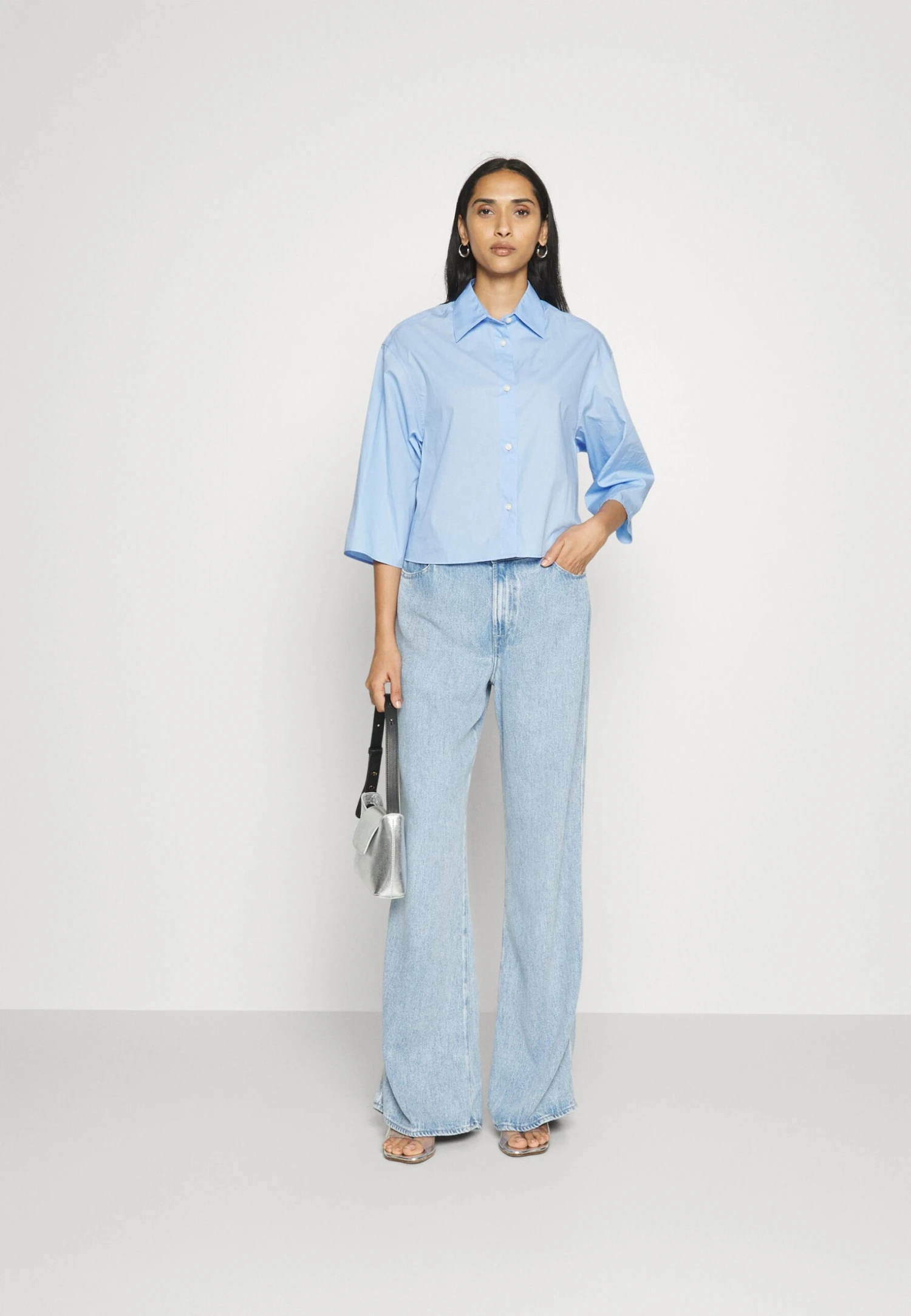 7 For All Mankind Lotta Laguna - Vaqueros Bootcut - Light Blue - Imagen 2