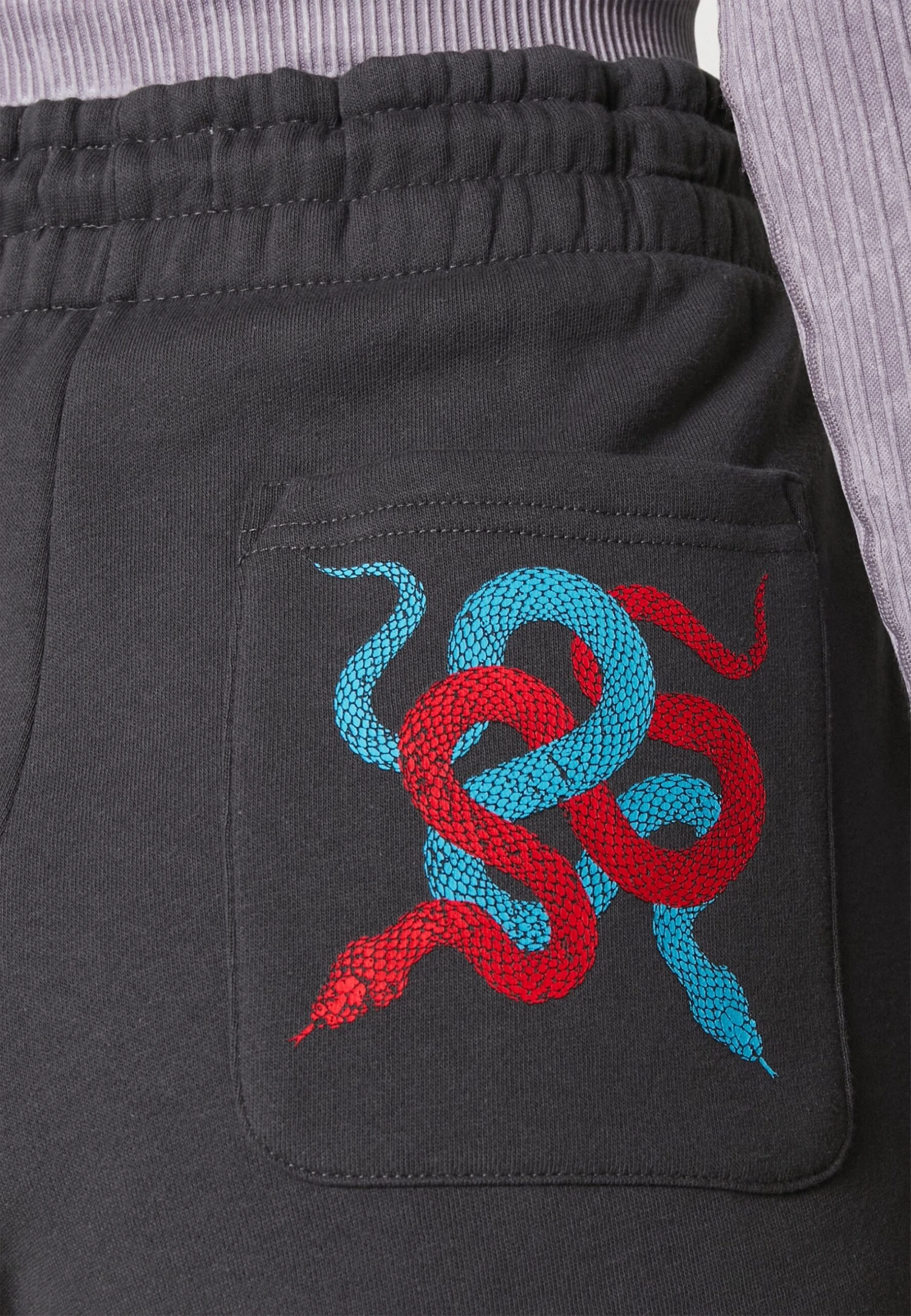 YOURTURN Graphic - Shorts - Dark Grey - Imagen 6