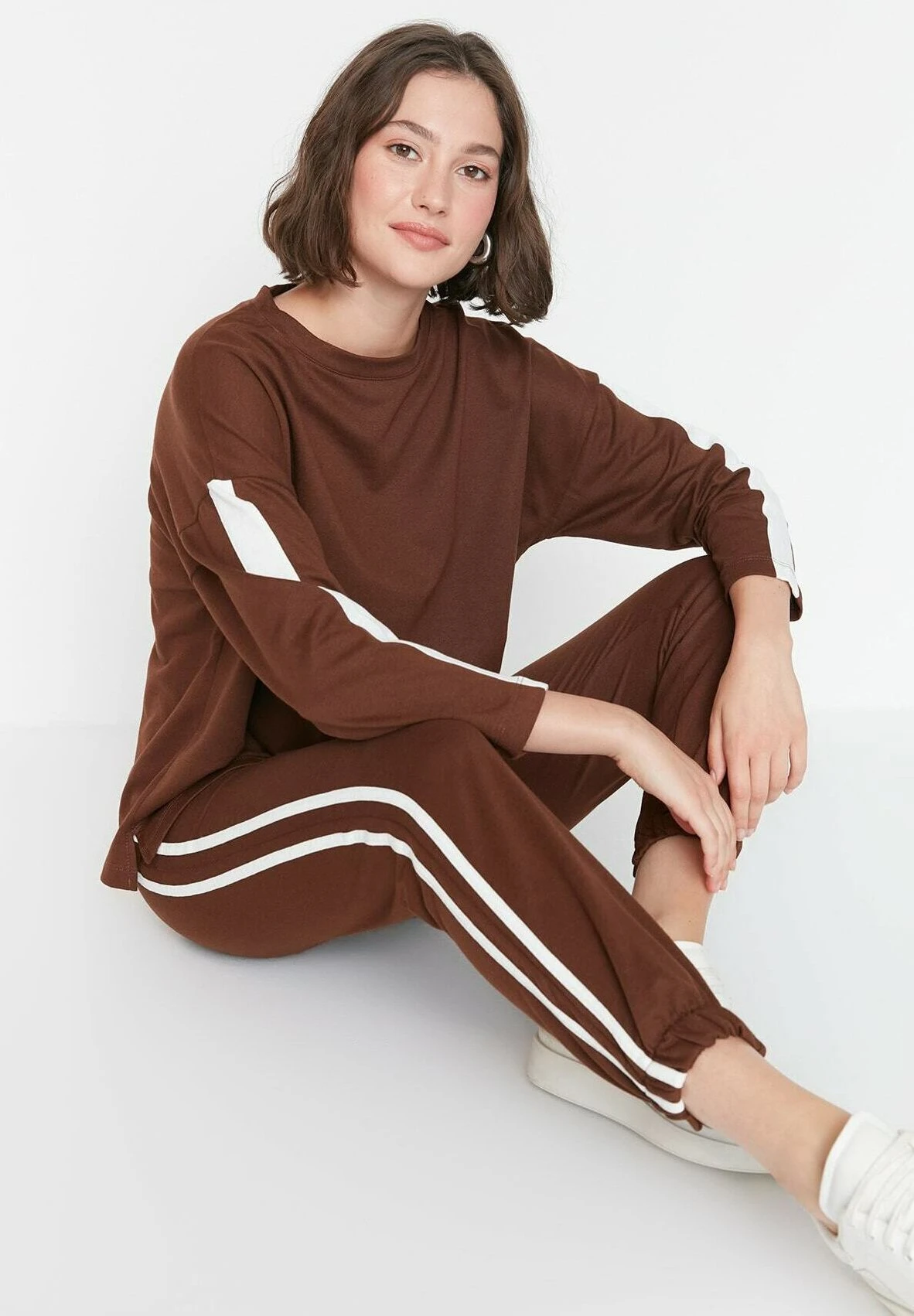 Trendyol Chándal - Brown - Imagen 4