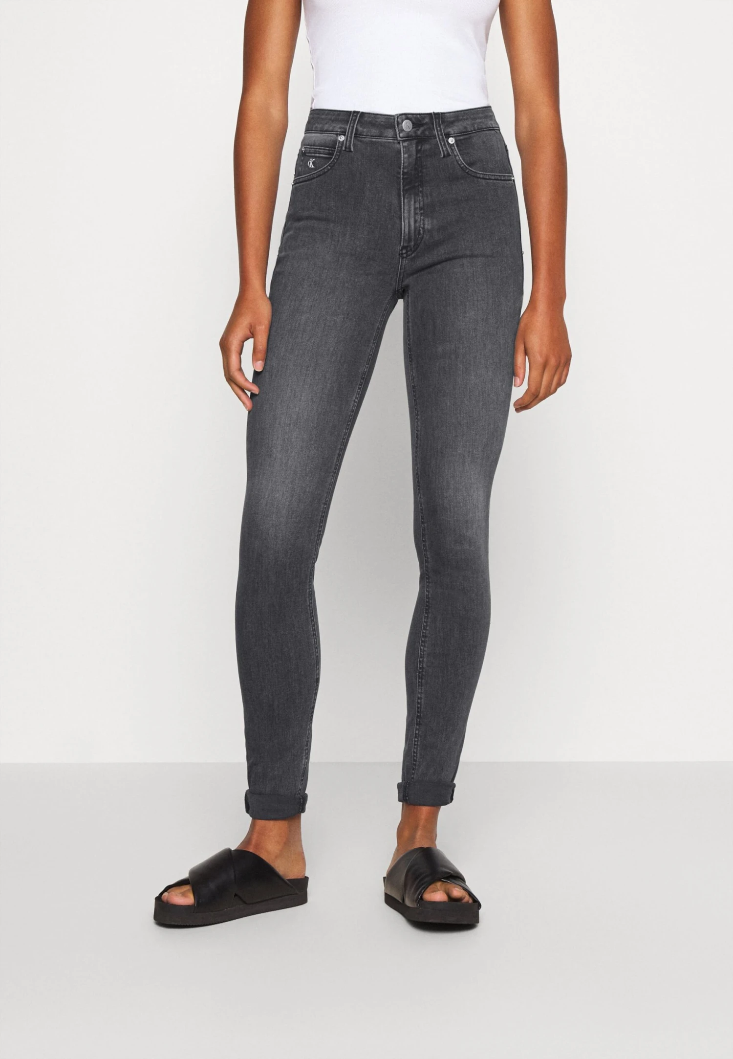 Calvin Klein Jeans High Rise Skinny - Vaqueros Pitillo - Grey