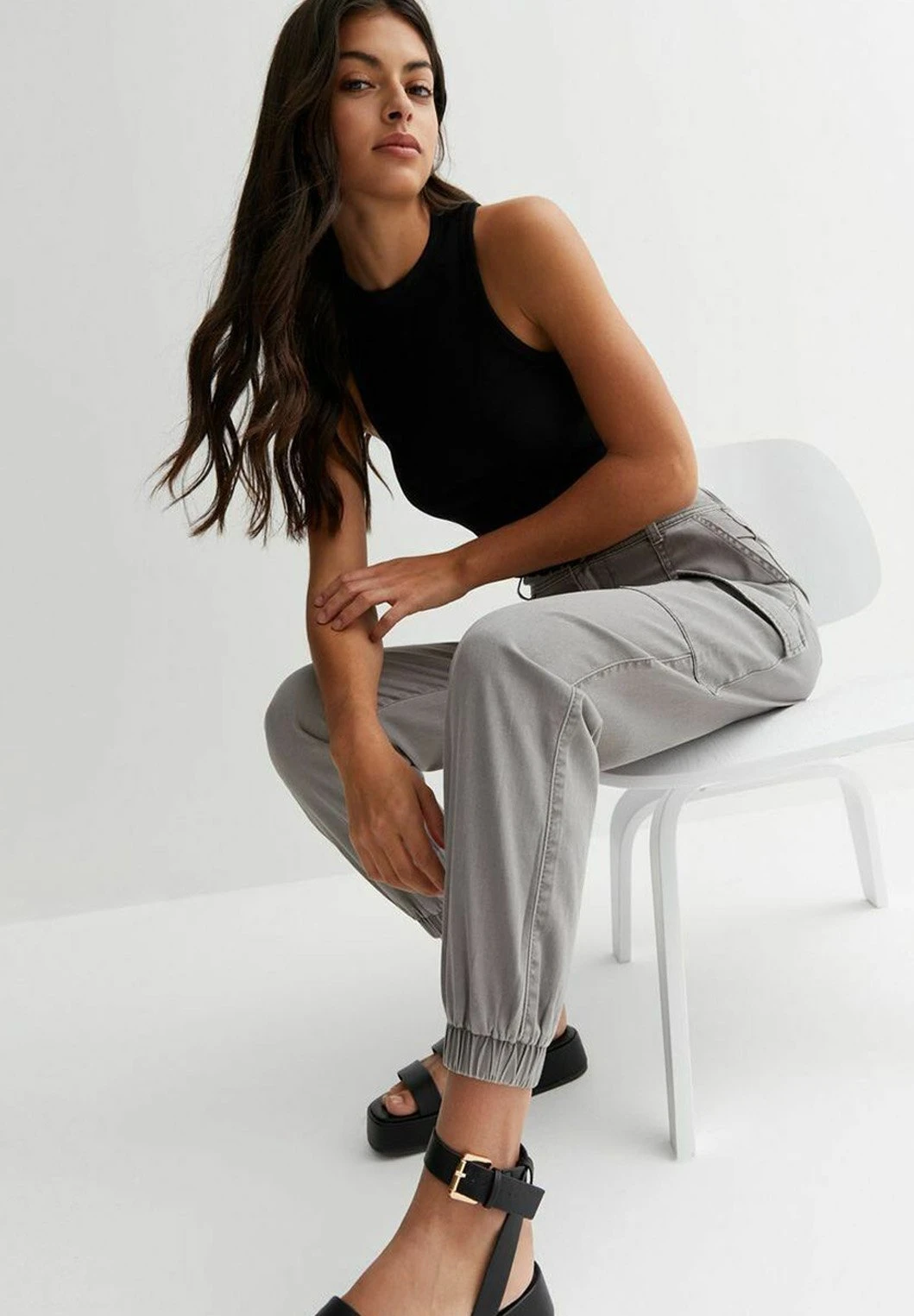 New Look Cuffed- Pantalones Cargo - Dark Grey - Imagen 4