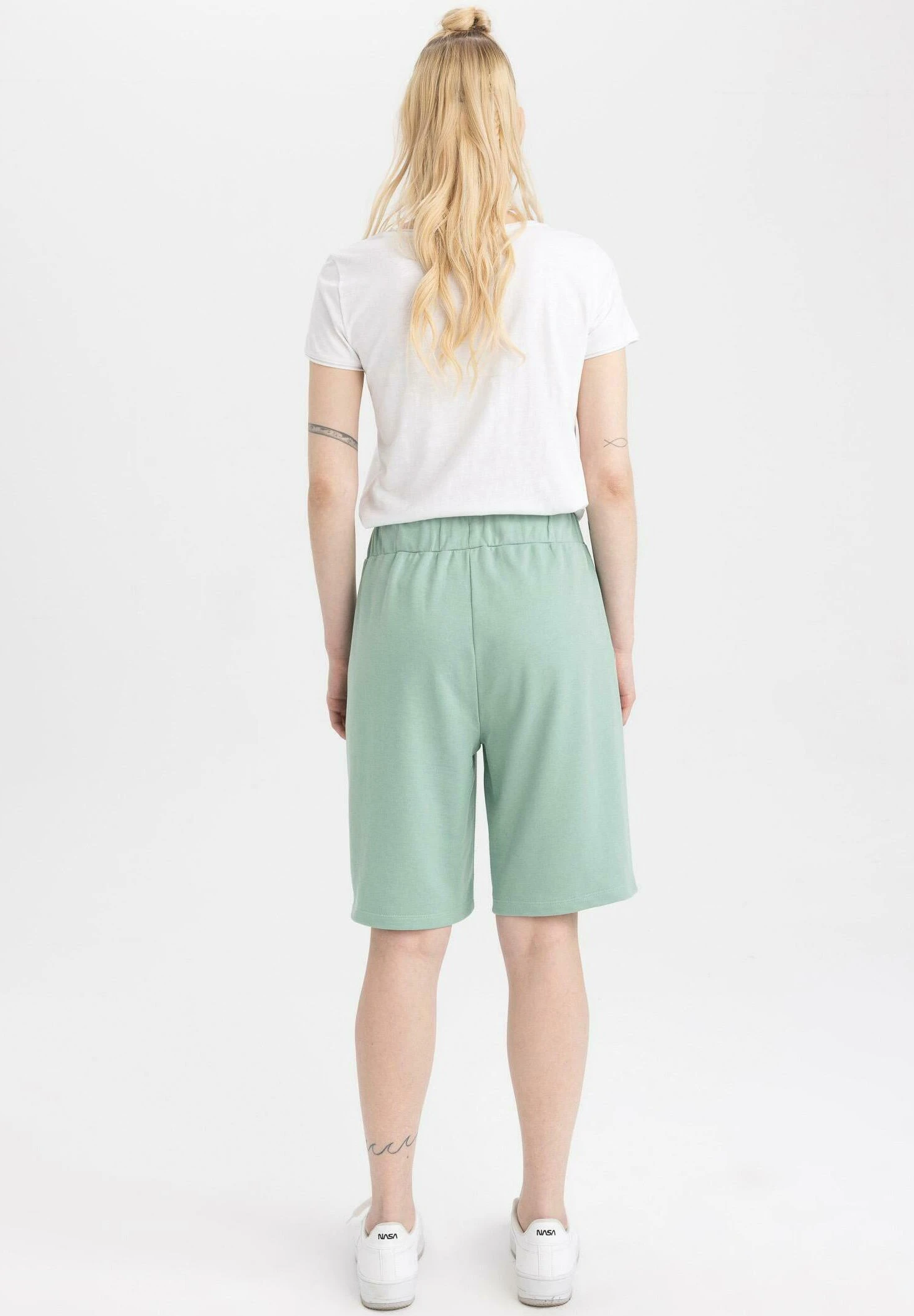 DeFacto Regular Fit - Shorts - Green - Imagen 3